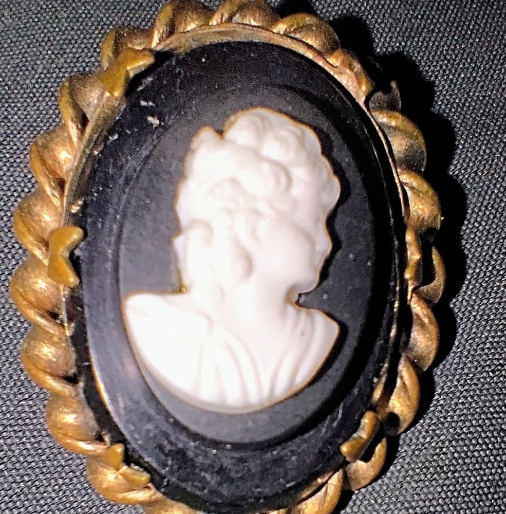 Brooch